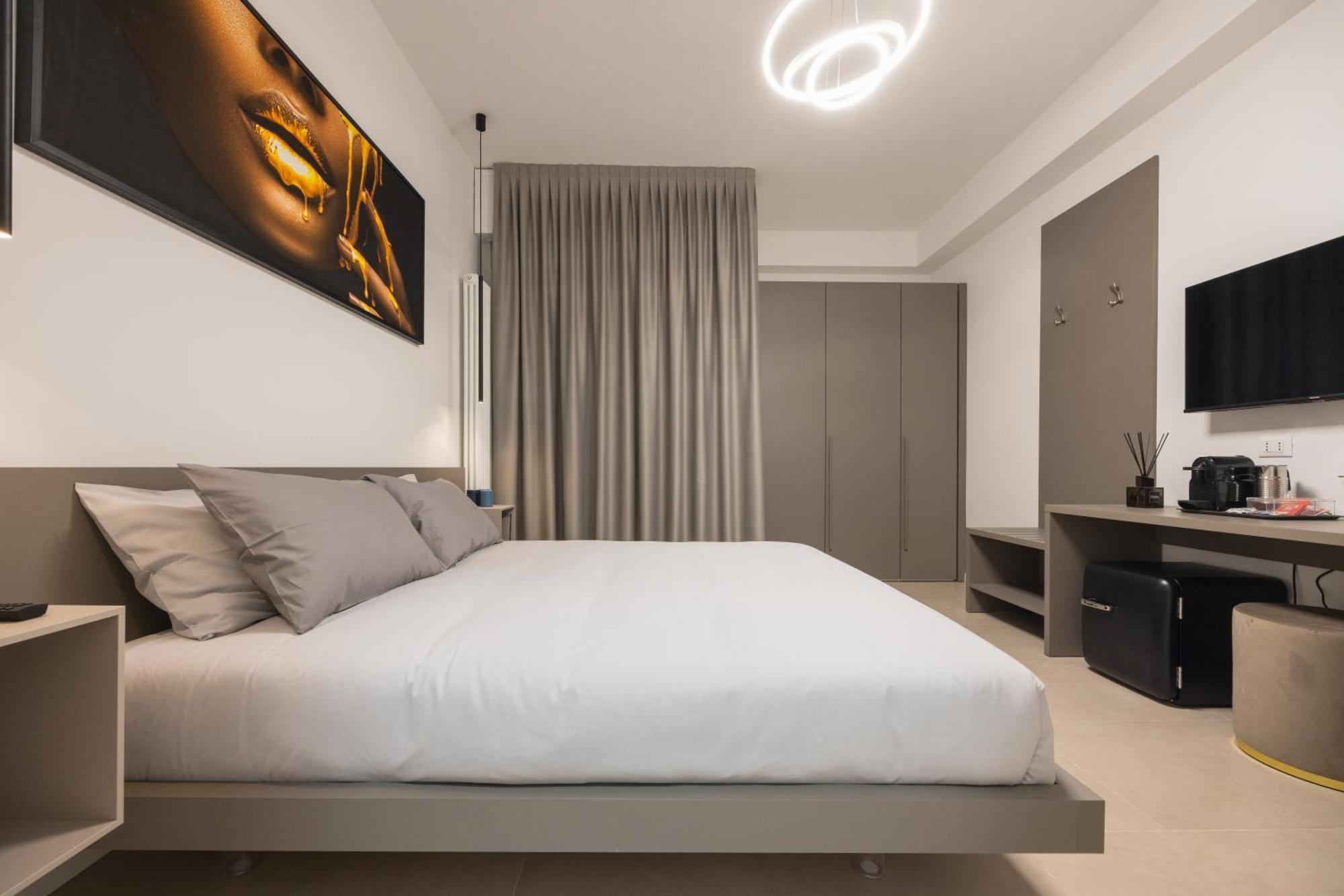 Luxury Station Suite Bologna Buitenkant foto
