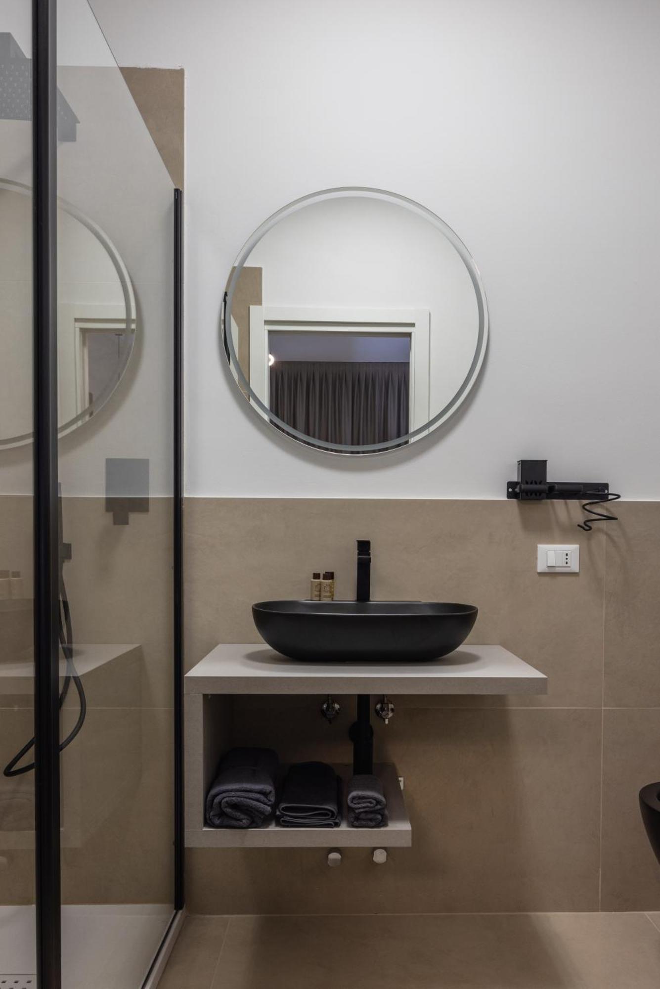 Luxury Station Suite Bologna Buitenkant foto
